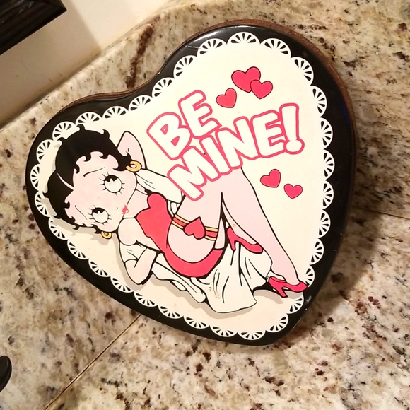 Betty Boop Other - Vintage Betty Boop Tin